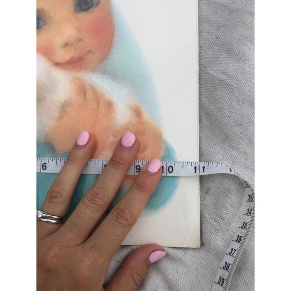 Vintage girl with white cat print brown hair hazel eyes 60s 14 x 11 MCM boho - Picture 8 of 8